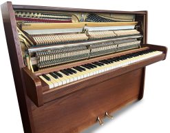 Piano, Nordiska Pianofabriken modell 106 - Pianomagasinet