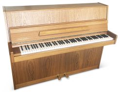 Piano, August Hoffman modell 2000 - Pianomagasinet