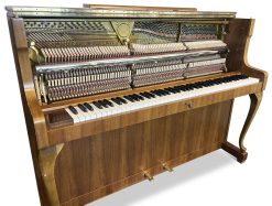 Piano, Schimmel modell 108 chippendale - Pianomagasinet