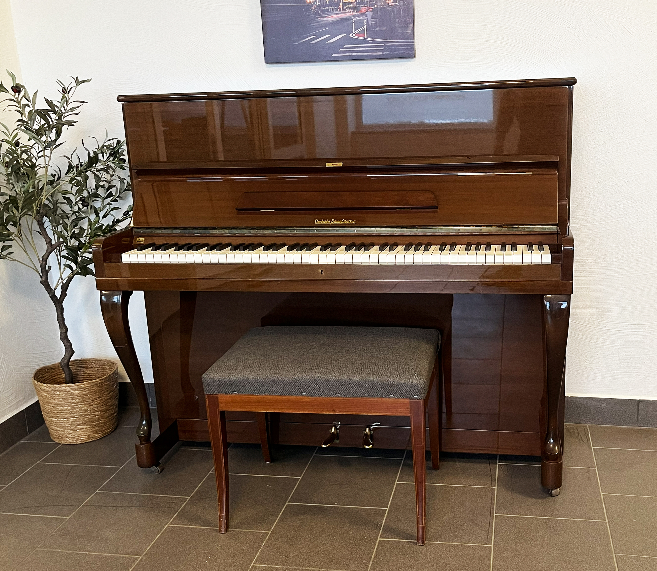 Piano, Nordiska Pianofabriken modell 118