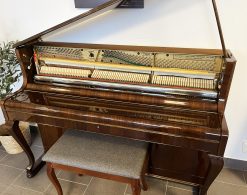 Piano, Weinbach modell 106