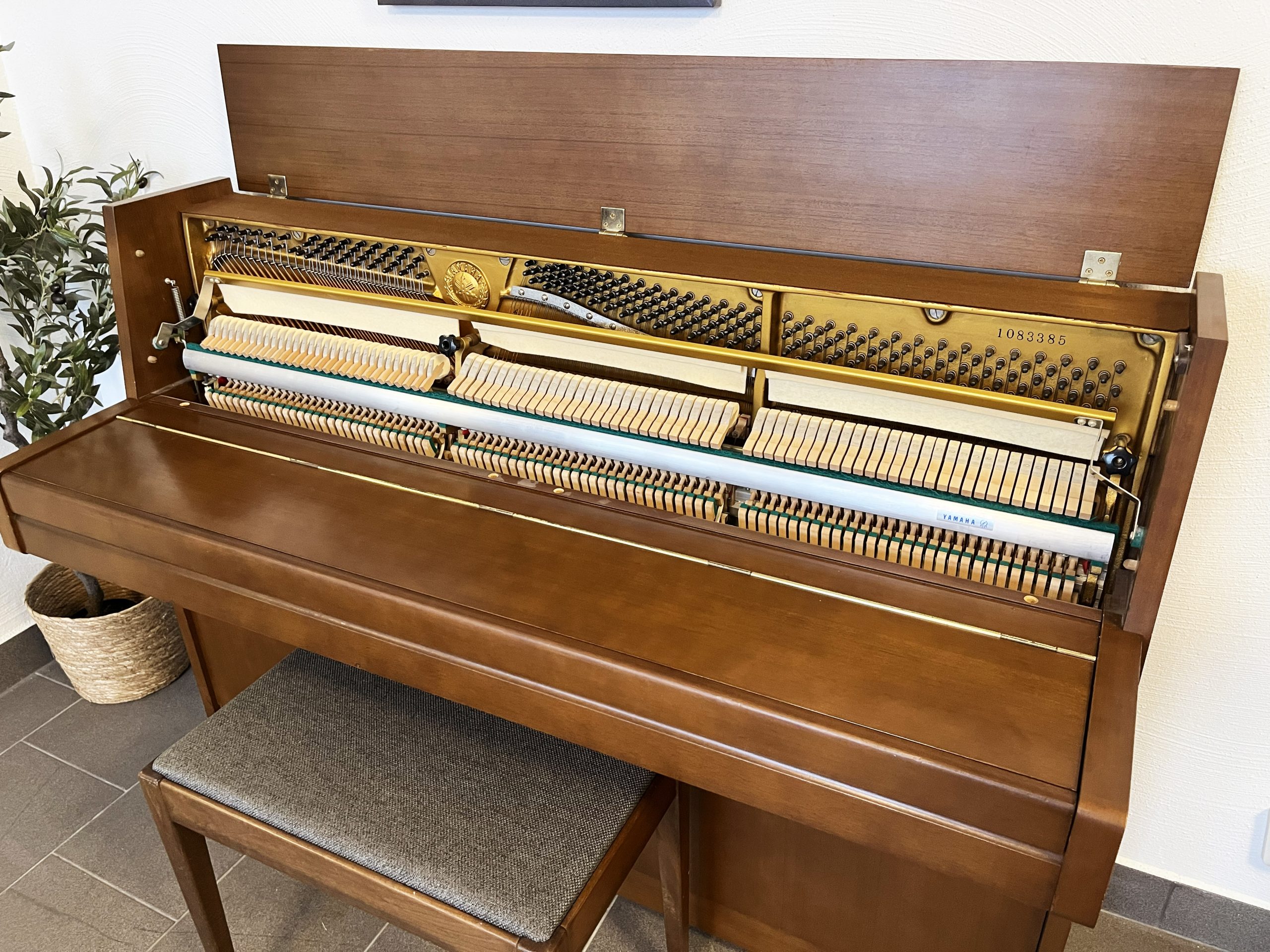 Piano, Yamaha modell M1