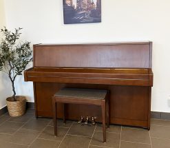 Piano, Yamaha modell M1