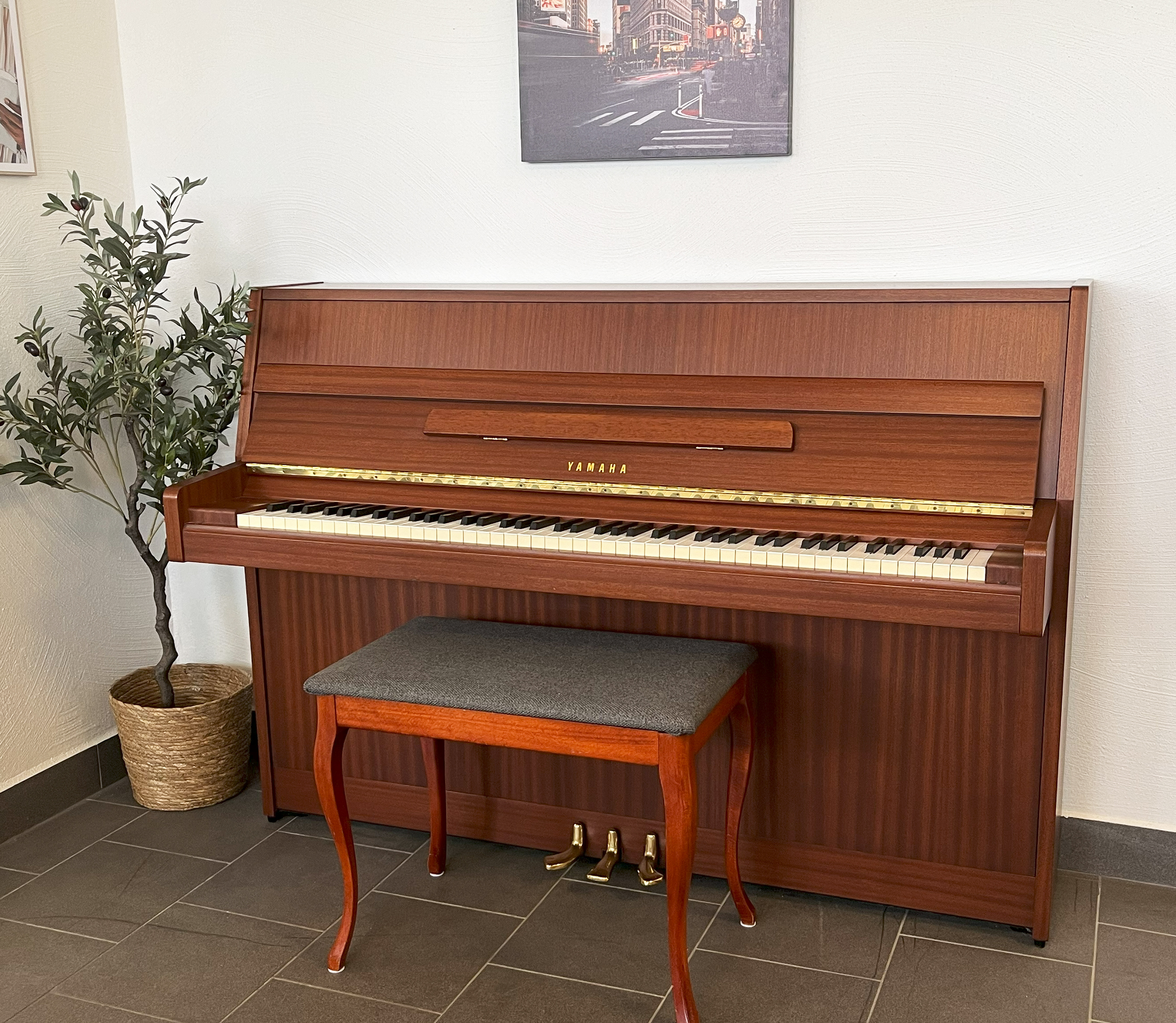 Piano, Yamaha modell M5J - Pianomagasinet