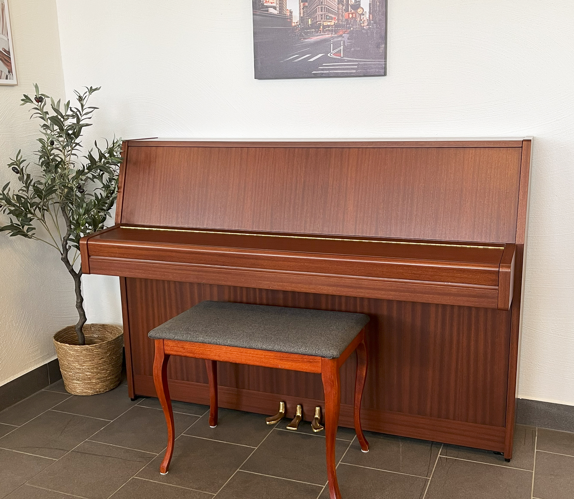 Piano, Yamaha modell M5J - Pianomagasinet
