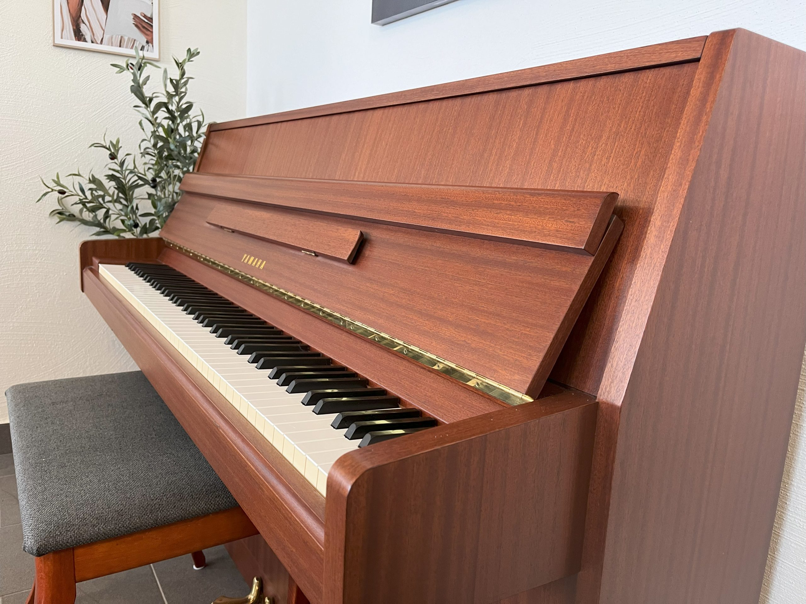 Piano, Yamaha modell M5J - Pianomagasinet