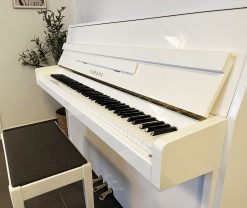 Piano, Yamaha modell M 108