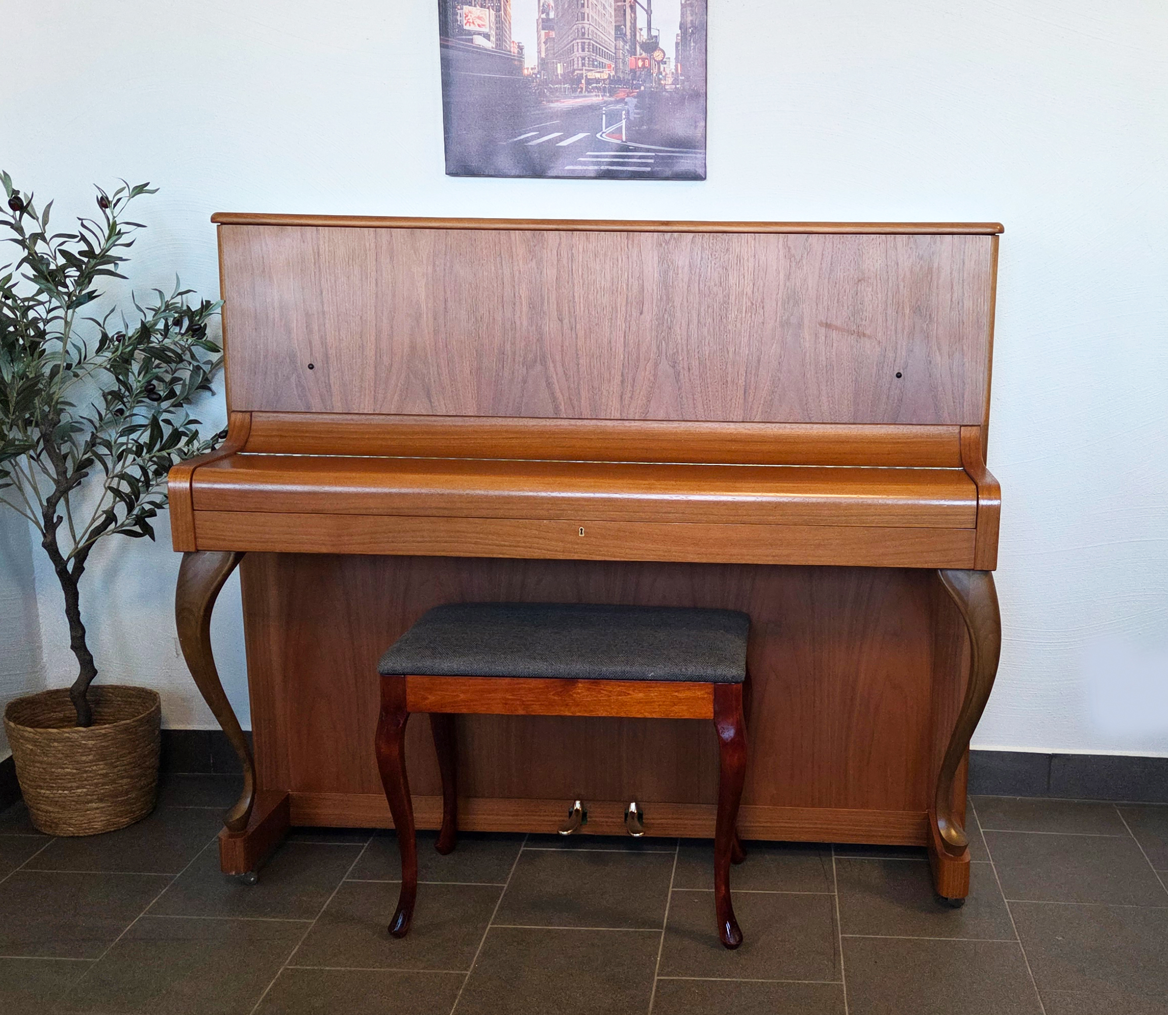 Piano, Trasthe modell 118 - Pianomagasinet