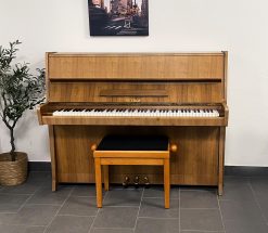 Piano, Petrof modell 114 - Pianomagasinet