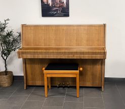 Piano, Petrof modell 114 - Pianomagasinet