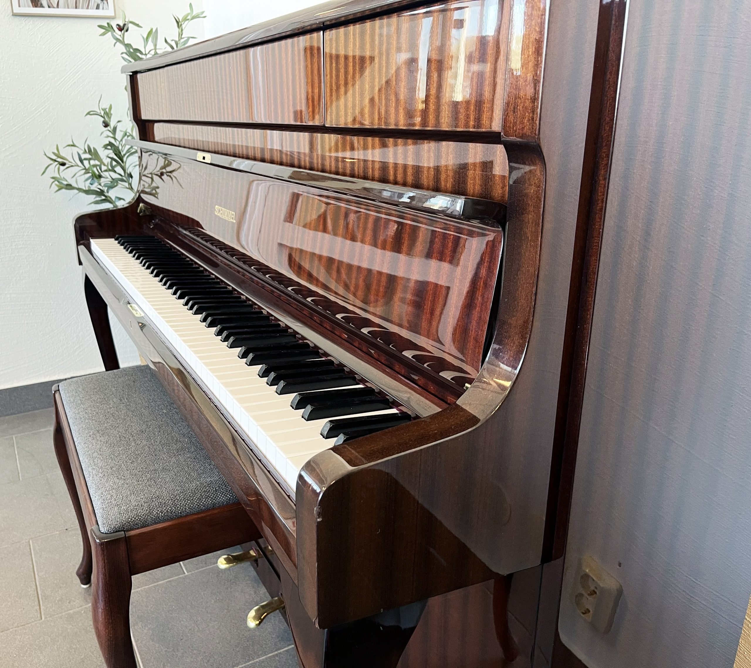 Piano, Schimmel modell 108 - Pianomagasinet