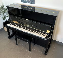 Piano, Yamaha modell U1 - Pianomagasinet