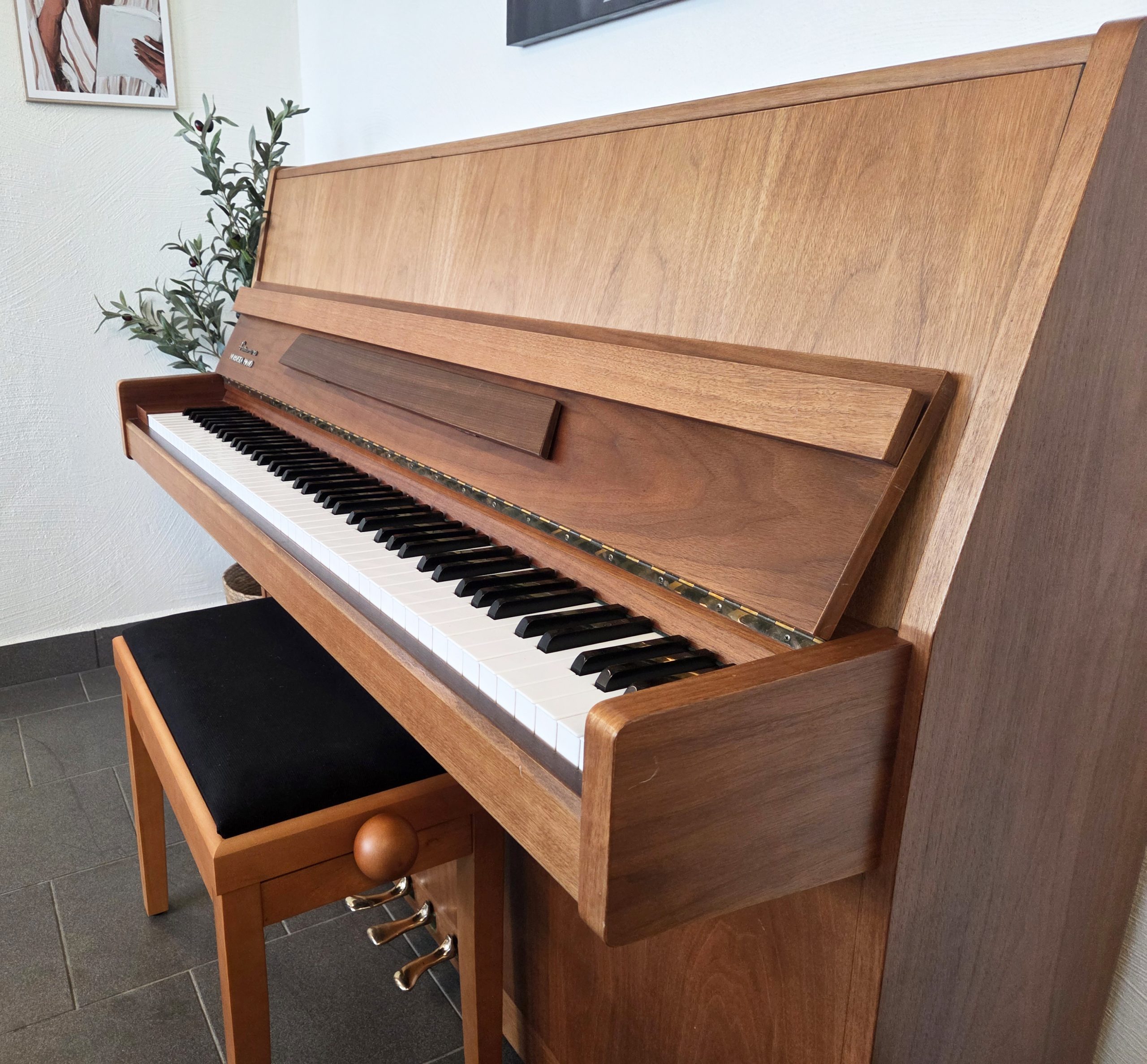 Akustiskt piano, Nordiska modell 110 Futura - Pianomagasinet
