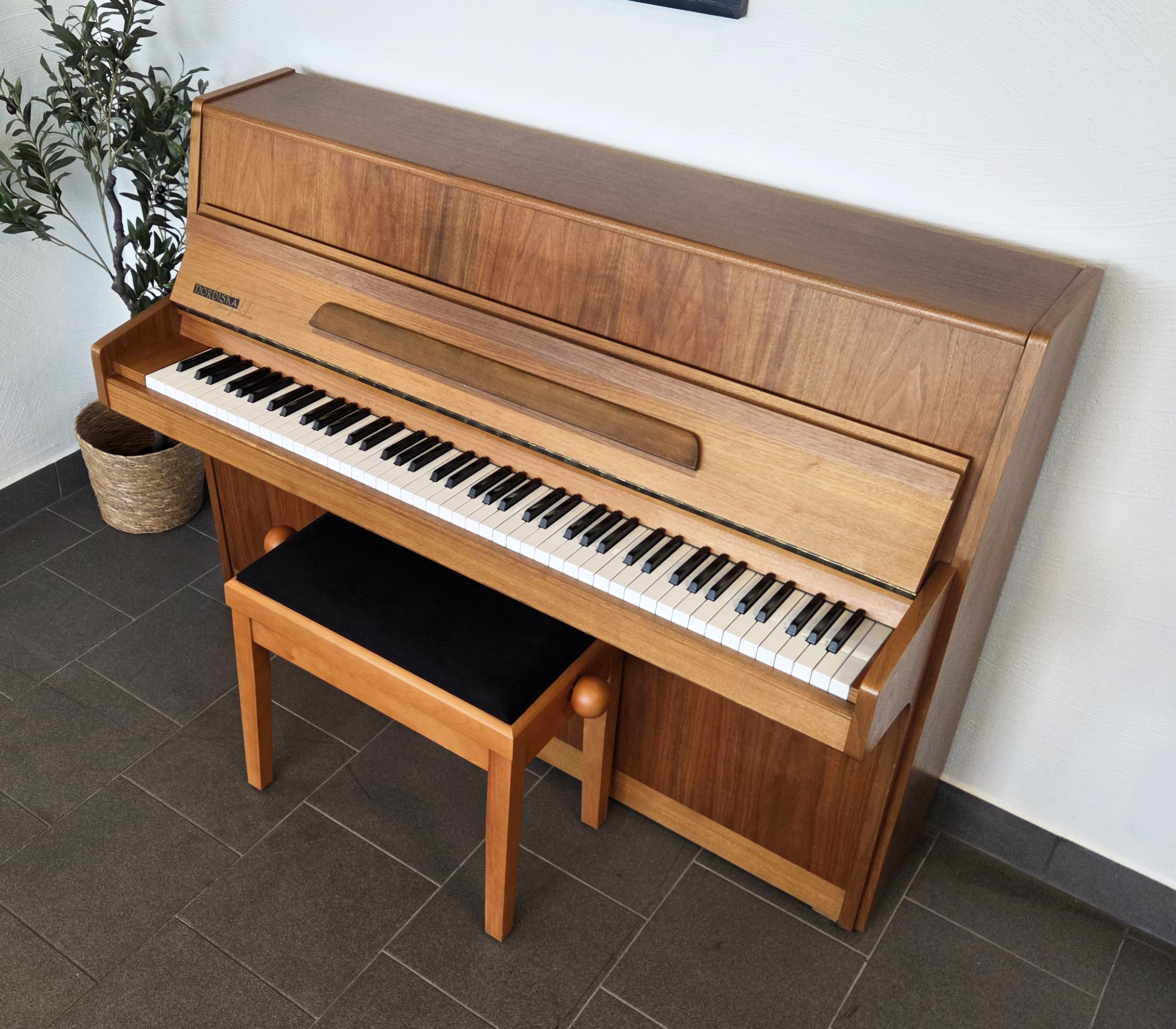 Akustiskt piano, Nordiska modell Futura - Pianomagasinet
