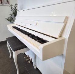 Akustiskt piano, Yamaha modell M5J - Pianomagasinet