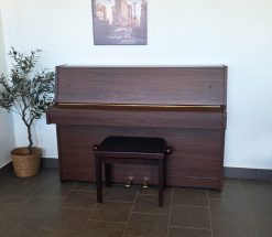 Akustiskt piano, Eterna modell ER-10 - Pianomagasinet
