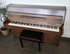 Akustiskt piano, Eterna modell ER-10 - Pianomagasinet