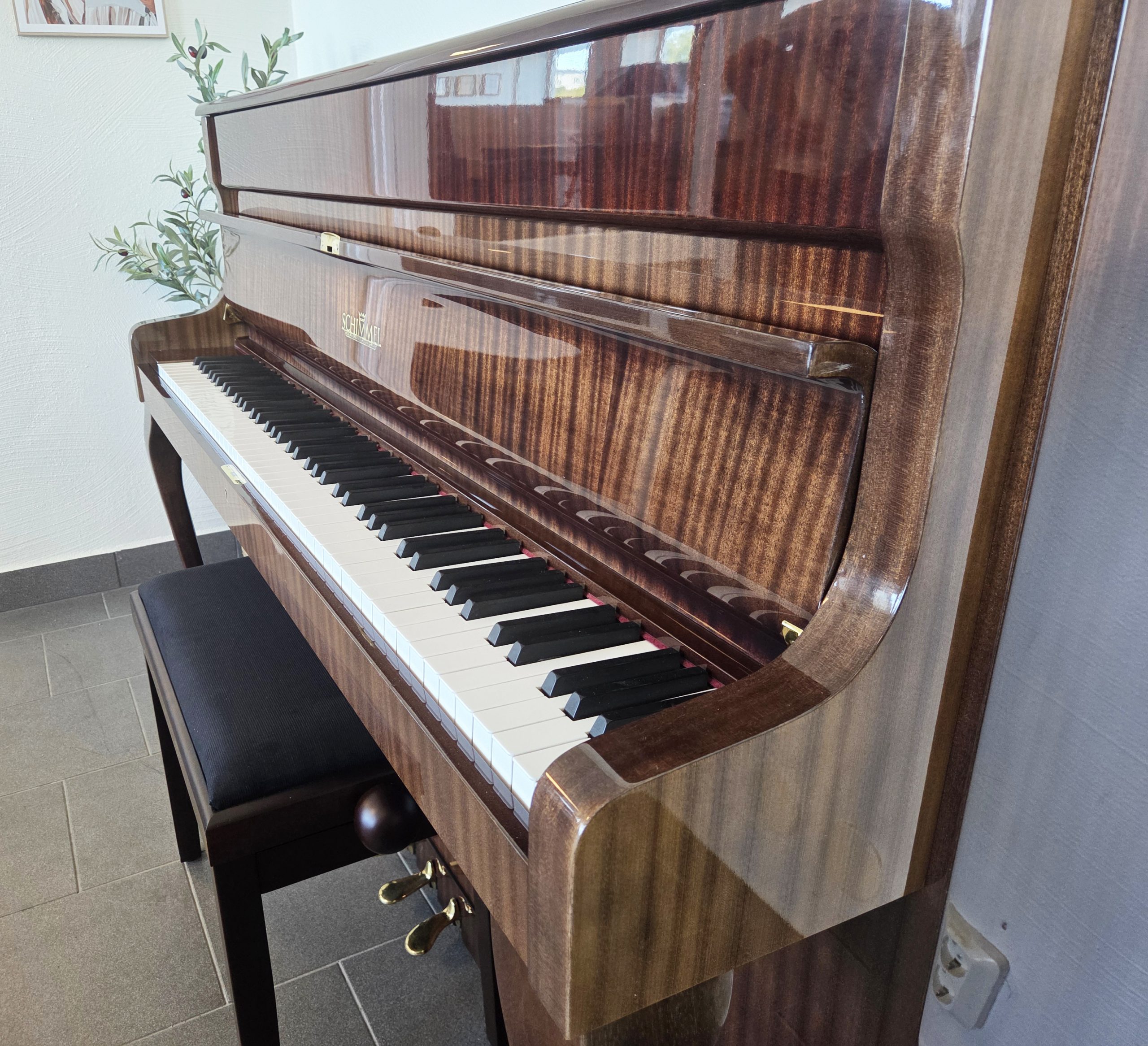 Akustiskt piano, Schimmel modell 108 - Pianomagasinet